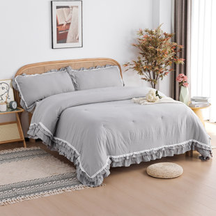 HOMECHOICE INTERNATIONAL GROUP 3 Piece Shabby Chic Ruffled Comforter Set With 2 Shams