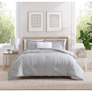 CEDAR COURT Morgan Textured Seersucker Stripe 2-3 Piece Soft Polyester Seersucker Comforter Set