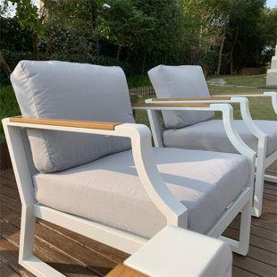 PRIMESTOK Teddi Patio Chair With Cushion