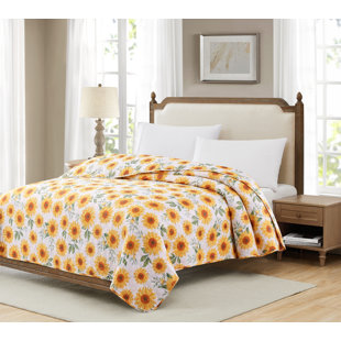 RT DESIGNER'S COLLECTION Harvest Sunflowers Machine Woven Floral Quilt