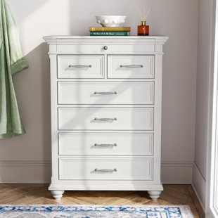 KELLY CLARKSON HOME Delilah 38'' W 7 - Drawer Dresser