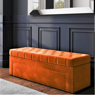 R&M FURNISHERS Duke Ottoman Storage Box - Chesterfield Upholstered Blanket Box - Plush Velvet Ottoman Bench with Storage