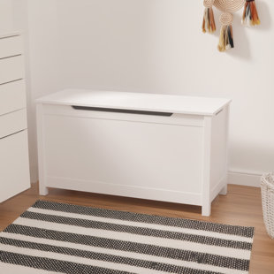 NTYUNRR Accent Cabinet