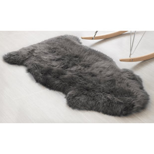 MILLWOOD PINES Bershire Sheepskin Solid Color Rug