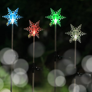 ZEKI SHOGGY 4 Pack Solar Christmas Snowflakes Garden Stake Lights, Solar Powered Outdoor Decorative Figurine Lights