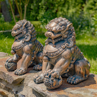 ARLMONT & CO. Stanleigh Lion Animals Weather Resistant Magnesium Garden Statue (Set of 2)