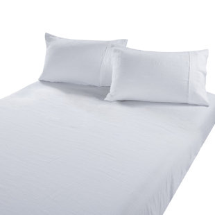 MEADOWPARK Stone washed super-soft French linen fitted sheet and matching pillowcases.