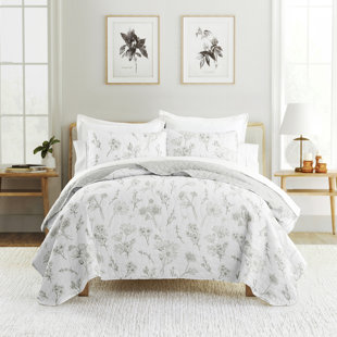 BECKY CAMERON Quilt Set - Lightweight - All Season Quilted Coverlet - Blooming Daisy Light Gray