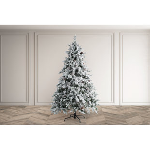 DIE SAISONTRUHE Künstlicher Weihnachtsbaum Grün mit Ständer Winterfold