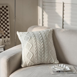 INKEDZ Decorative Knit Throw Pillow Cover Chiristmas Farmhouse Sweater Square Warm Cushion Cover for Couch, Bed, Home Accent Decor (Cream, (18x18 inches(45x45cm))