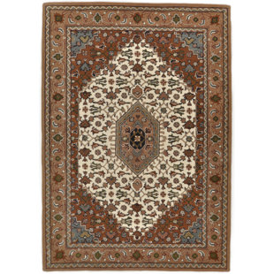 THEKO Handgetufteter Royal Orient Teppich aus Schurwolle in Beige