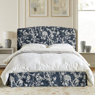 14 KARAT HOME INC. Justus Upholstered Platform Bed