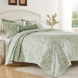 GREENLAND HOME FASHIONS Olivia Vintage Floral Toile Reversible Quilt Set