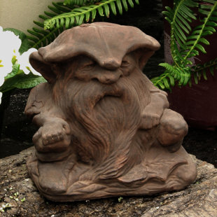 NICHOLS BROS. STONEWORKS Small Rainman Statue