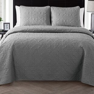 VCNY Caroline Embossed Floral Quilt Set