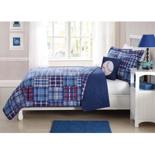 LAURA HART 4 - Piece Quilt Set