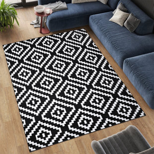 WORLD MENAGERIE Ehlert Geometric Area Rug