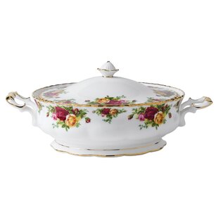 Royal Albert Old Country Roses Covered Bone China 50 fl oz. Vegetable Bowl