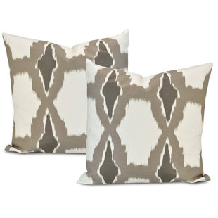 EXCLUSIVE FABRICS & FURNISHINGS Geometric 100% Cotton Pillow Cover (Set of 2)