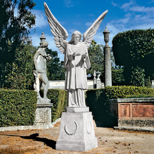 DESIGN TOSCANO Grand Cathedral Angel Statue