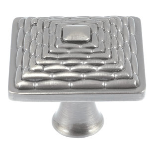 ATLAS HOMEWARES Mandalay 1 1/4" Length Square Knob