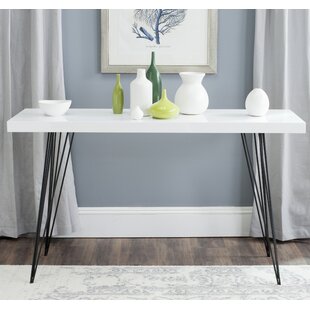 WROUGHT STUDIO Guin 139cm Console Table