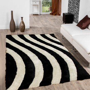 BREAKWATER BAY Anglo Performance Black/White Rug