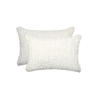 LIFESTYLE GROUP DISTRIBUTION Faux Fur Throw Pillow (Set of 2)