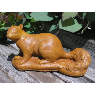 NICHOLS BROS. STONEWORKS Squirrel Statue