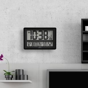 MARATHON WATCH COMPANY Jumbo Wall Clock