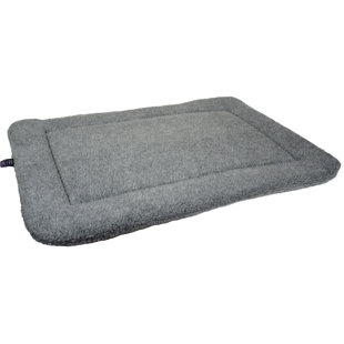 WAYFAIR BASICS™ Tarrytown Fleece Pet Bed