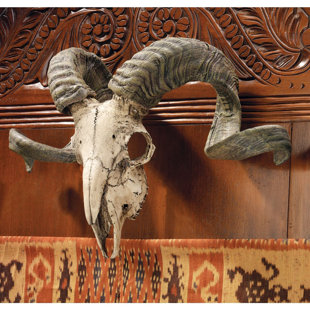 DESIGN TOSCANO Corsican Ram Skull and Horns Trophy Wall Sculpture