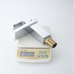 MORENOBATH Balzo Single Hole Bathroom Faucet