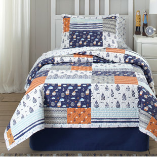 LULLABY BEDDING Away At Sea Modern & Contemporary Percale Quilt Set