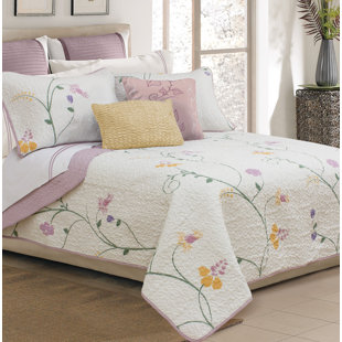 SAFDIE & CO. INC. Luxury Bedding Collection Modern & Contemporary Floral Quilt Set