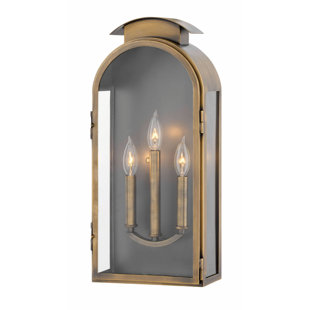 HINKLEY Rowley 3-Light Brass Outdoor Heritage Wall Mount Lantern