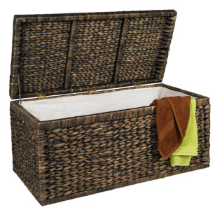 BAY ISLE HOME Fairmead Blanket Chest