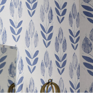 ANDOVER MILLS™ Guyer Floral Roll