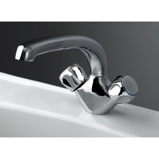 Piralla Kitchen Faucet
