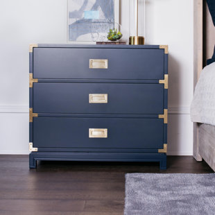 AVE HOME Carlyle 3 - Drawer Bachelor's Chest