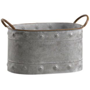 WILLISTON FORGE Klinger Metal Pot Planter