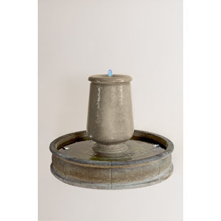 GIANNINI GARDEN ORNAMENTS Planum Concrete Urna Fountain