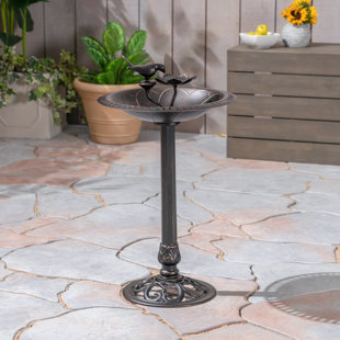 HOME LOFT CONCEPTS Metal Birdbath
