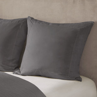 N NATORI Hanae Cotton Blend Euro Sham