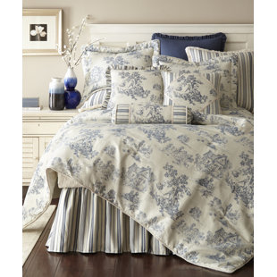AUSTIN HORN CLASSICS Traditional Toile Comforter Set