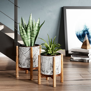 UNION RUSTIC Ameriie Metal Pot Planter