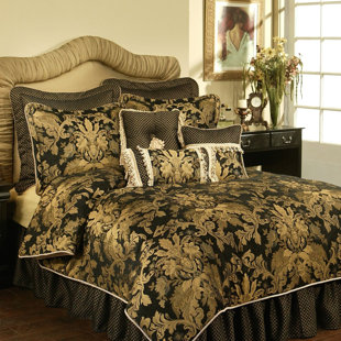 AUSTIN HORN CLASSICS Lismore Traditional Floral Comforter Set