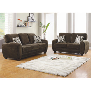 WOODHAVEN HILL Rubin Living Room Set