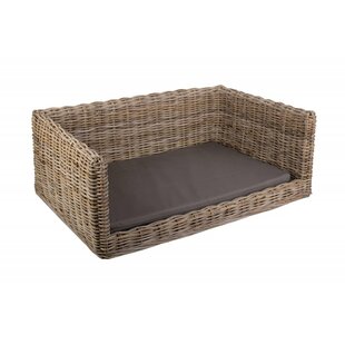 ARCHIE & OSCAR Zahir Luxury Rattan Dog Sofa