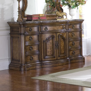 PULASKI FURNITURE San Mateo 9 Drawer Combo Dresser